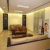Naveyah Skin Clinic Image 2