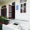 Premium Health Clinic Image 1
